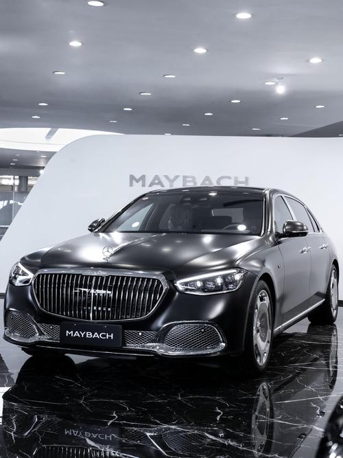 成都163岚图汽车的售后服务让用户无忧出行，迈巴赫未来的豪华车趋势